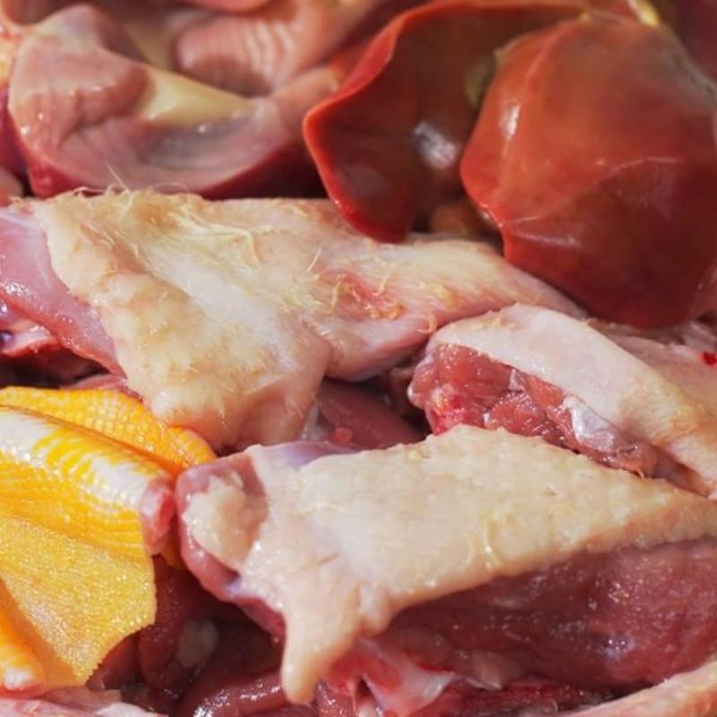 Nấm đùi gà đã sơ chế sẵn sàng cho các món xào, nấu lẩu, hoặc nướng thơm ngon